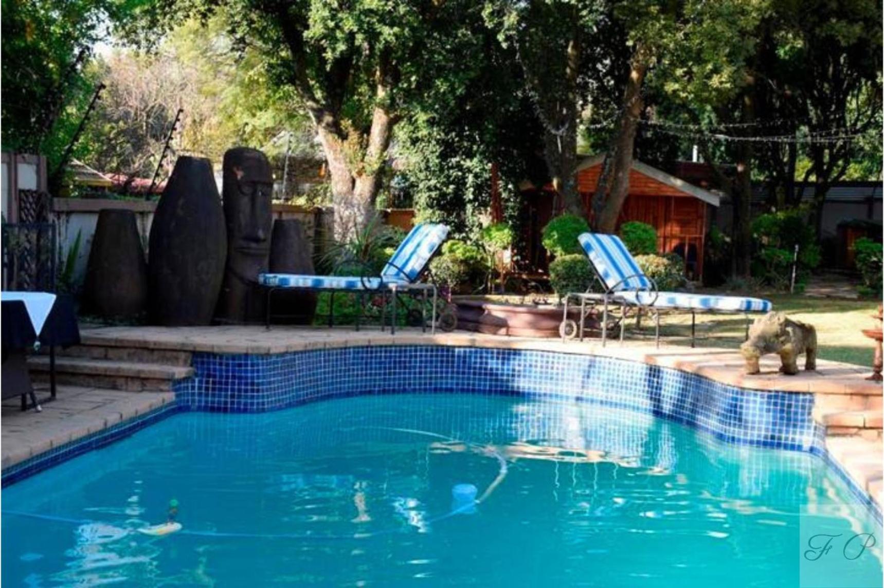 The Giraffe Room At Frederick'S Place Pretoria-Noord Extérieur photo